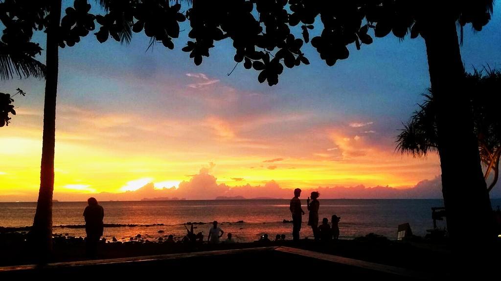 Nautilus Right On The Beach - Adult Only - Sha Extra Plus Koh Lanta Room photo