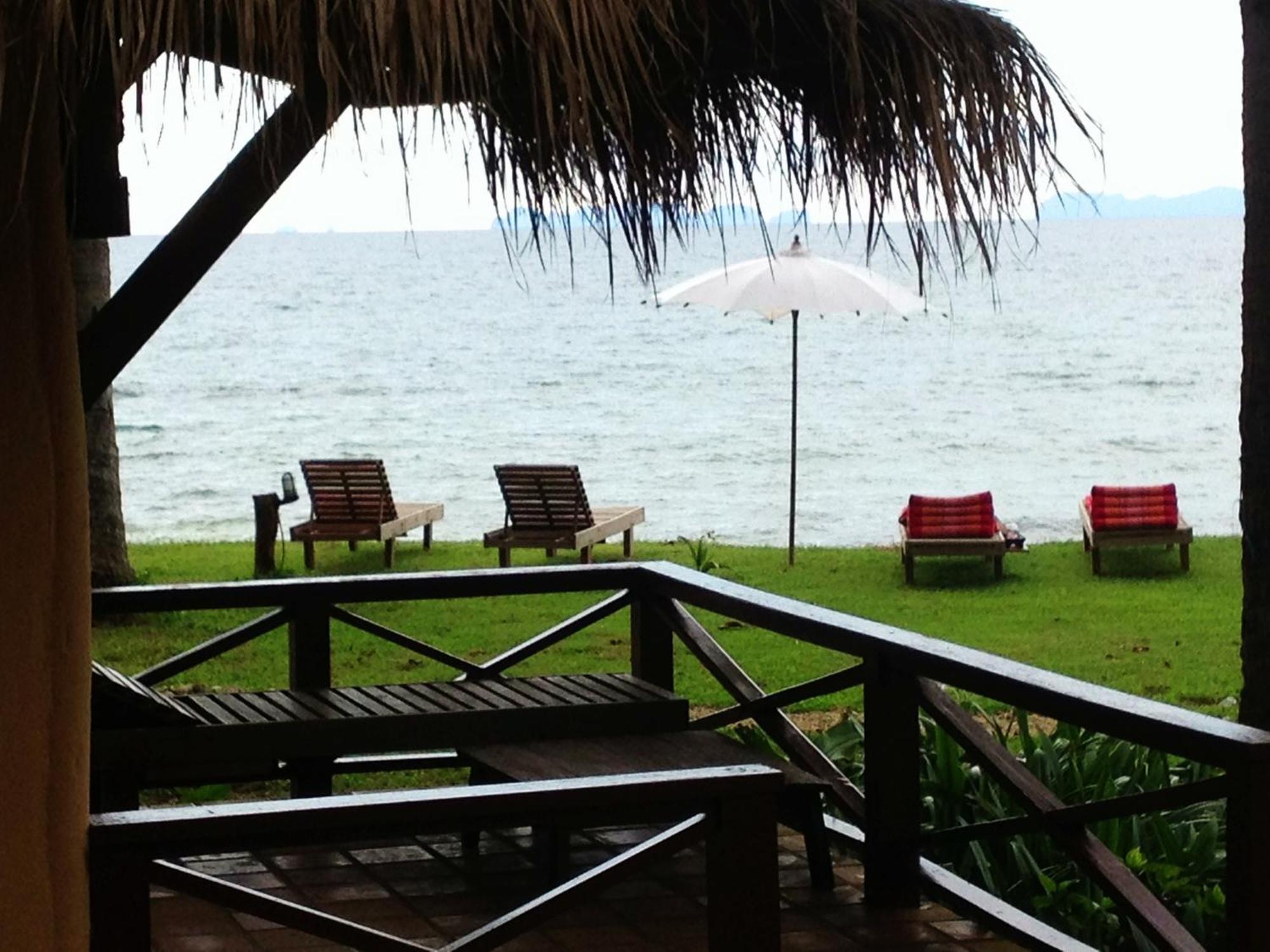 Nautilus Right On The Beach - Adult Only - Sha Extra Plus Koh Lanta Room photo