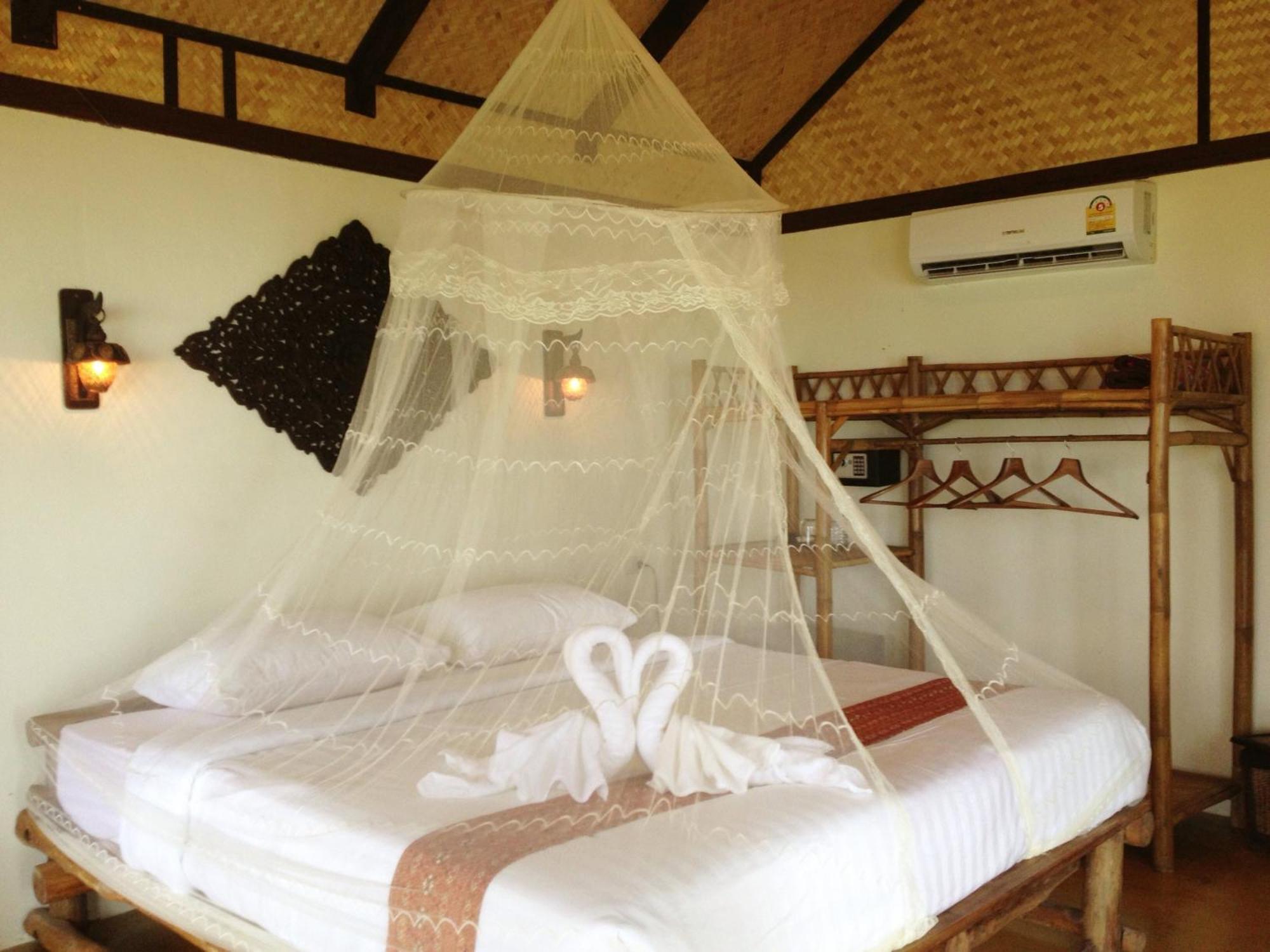Nautilus Right On The Beach - Adult Only - Sha Extra Plus Koh Lanta Room photo