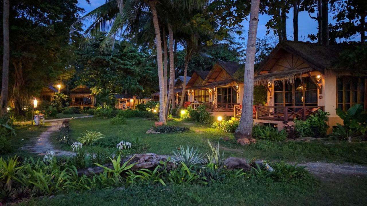 Nautilus Right On The Beach - Adult Only - Sha Extra Plus Koh Lanta Exterior photo